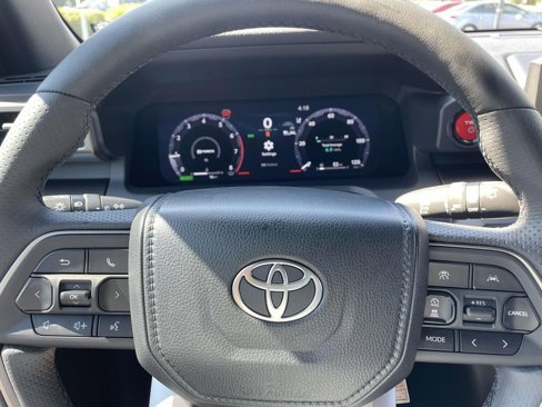 New 2025 Toyota 4Runner TRD Off-Road image 18
