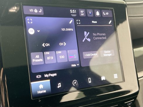 Used 2023 Jeep Grand Cherokee Altitude image 14