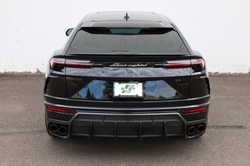 Used 2021 Lamborghini Urus image 9