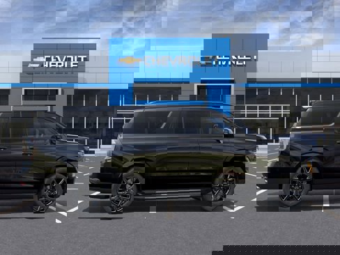 New 2026 Chevrolet Suburban RST image 5