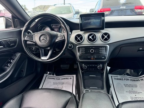 Used 2015 Mercedes-Benz CLA 250 image 25