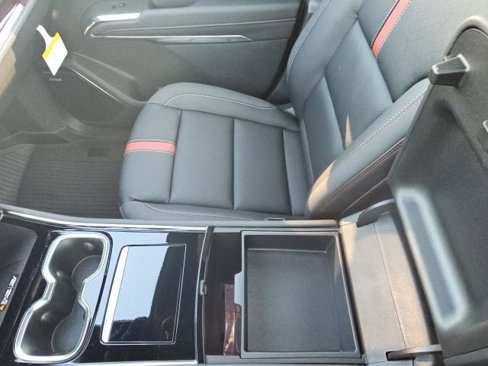New 2026 Chevrolet Traverse RS w/ LPO, Floor Liner Package image 54