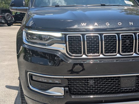New 2025 Jeep Wagoneer L Series II image 9