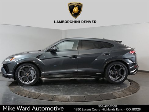 Used 2023 Lamborghini Urus Performante image 2