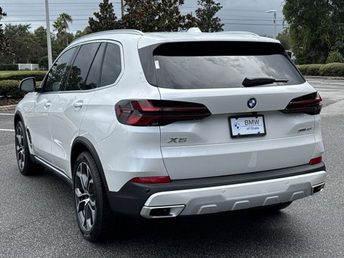 New 2026 BMW X5 xDrive40i w/ Premium Package image 11