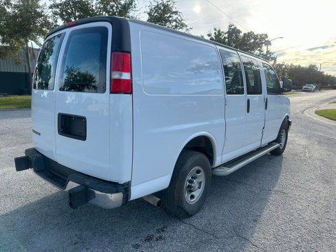 Used 2022 Chevrolet Express 2500 w/ Driver Convenience Package image 4
