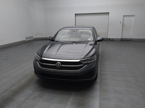 Used 2024 Volkswagen Jetta SE image 15