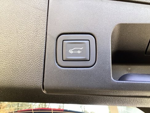 New 2025 Cadillac XT4 Sport w/ Cold Weather Package image 11