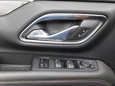 Used 2024 GMC Yukon AT4 image 11