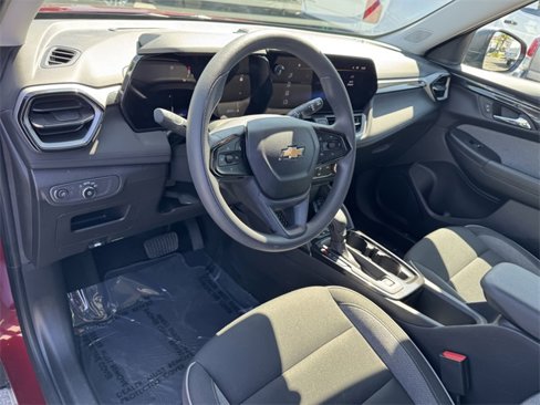 Used 2025 Chevrolet TrailBlazer LS w/ LS Convenience Package image 10