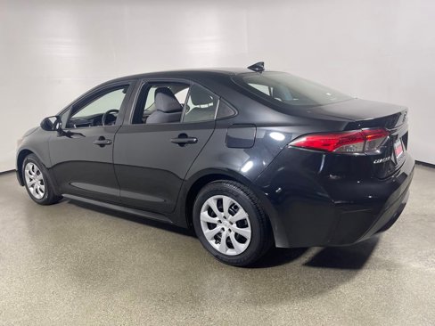 Certified 2022 Toyota Corolla LE image 5