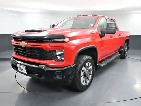 Used 2024 Chevrolet Silverado 2500 Custom w/ Z71 Off-Road Package image 12