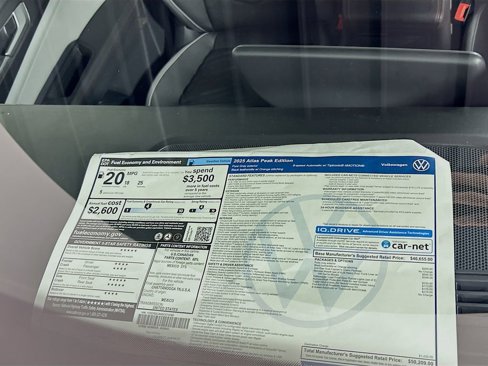 New 2025 Volkswagen Atlas Peak Edition SE image 25
