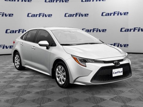 Used 2022 Toyota Corolla LE image 8