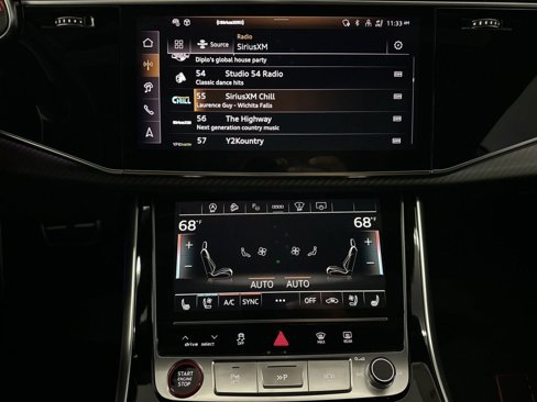New 2025 Audi RS Q8 performance image 21