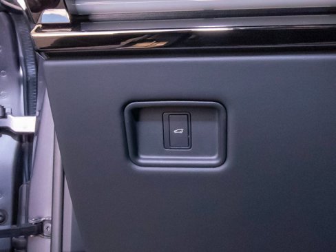 New 2025 Land Rover Range Rover Sport Dynamic SE image 11