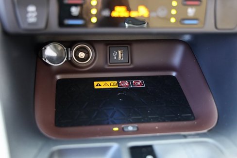 New 2025 Toyota RAV4 Limited image 23