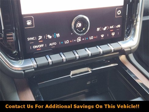 New 2026 GMC Yukon Denali w/ Sun & Power Step Package image 14