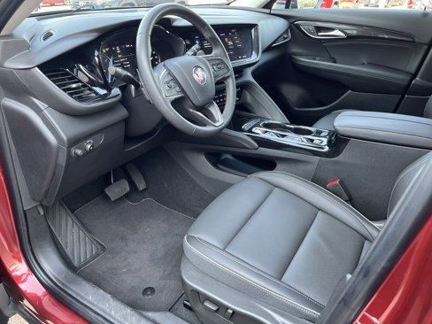 Used 2023 Buick Envision Essence image 8