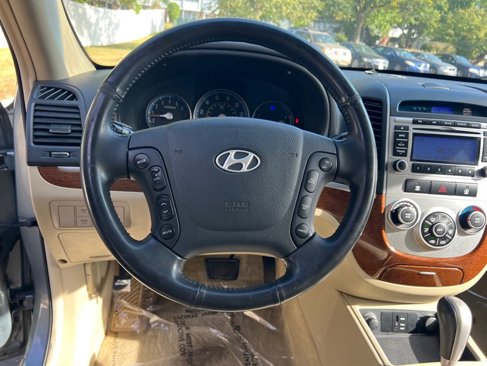 Used 2009 Hyundai Santa Fe SE image 38