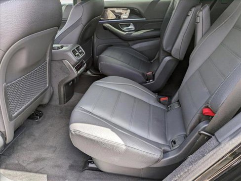 New 2025 Mercedes-Benz GLS 580 4MATIC image 15