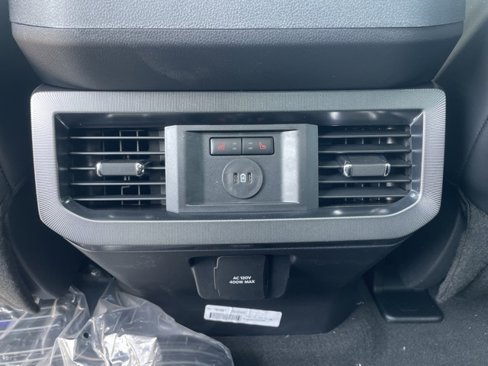 New 2025 Ford F250 Platinum w/ FX4 Off-Road Package image 25