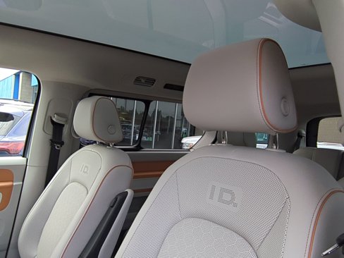 New 2025 Volkswagen ID. Buzz 1st Edition image 23