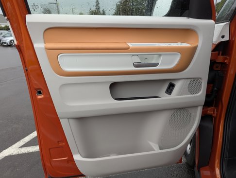 New 2025 Volkswagen ID. Buzz Pro S Plus image 10