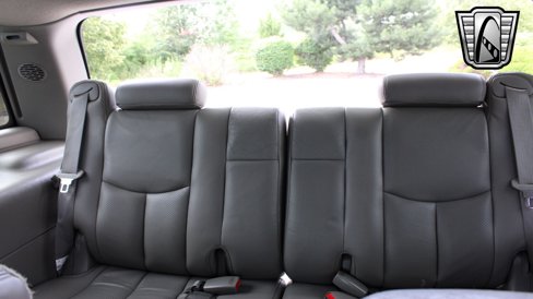 Used 2005 Cadillac Escalade AWD image 20