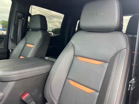 Used 2024 GMC Sierra 1500 AT4 w/ Technology Package image 21