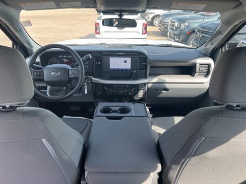 New 2026 Ford F250 4x4 Crew Cab Super Duty image 17