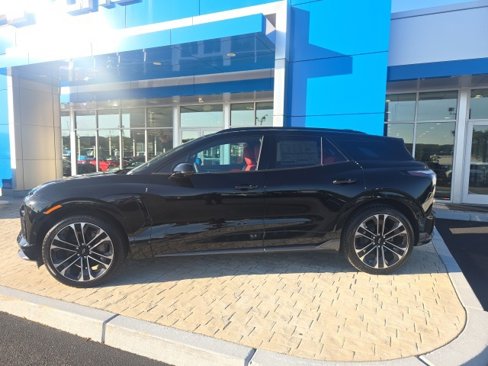 New 2025 Chevrolet Blazer EV SS image 3