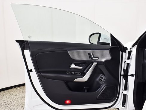 Certified 2025 Mercedes-Benz CLA 250 image 13