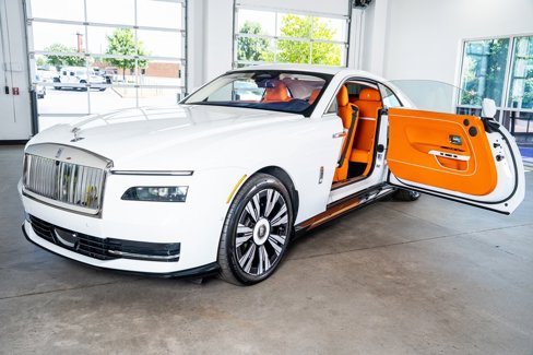 Used 2024 Rolls-Royce Spectre w/ Spectre Launch Package image 11