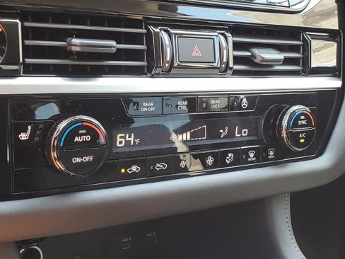 New 2025 Nissan Pathfinder SL w/ Cargo Package image 25
