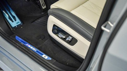 New 2026 BMW X7 M60i image 31