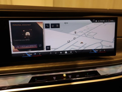 Used 2023 BMW 760i xDrive w/ Parking Assistance Package image 38