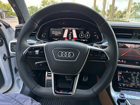 Used 2025 Audi RS 6 performance image 29