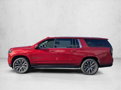 New 2026 Chevrolet Suburban High Country image 5