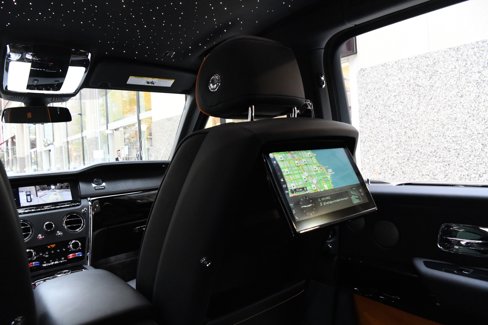 Certified 2024 Rolls-Royce Cullinan image 19