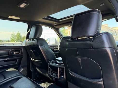 Used 2020 RAM 3500 Limited image 23