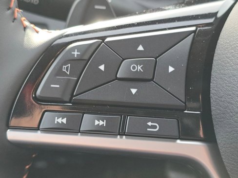 New 2025 Nissan Altima 2.5 SR image 30