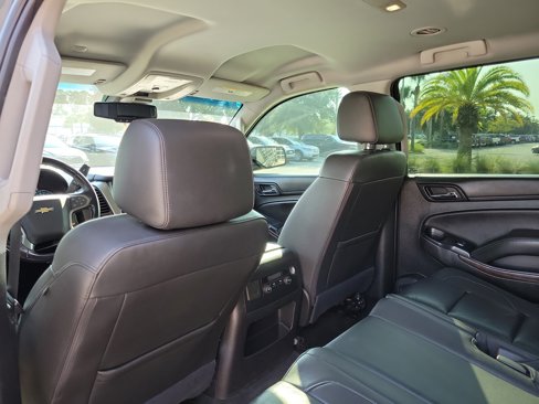 Used 2018 Chevrolet Suburban LT image 26