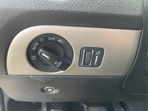 Used 2019 Dodge Durango SXT w/ Trailer Tow Group IV image 19