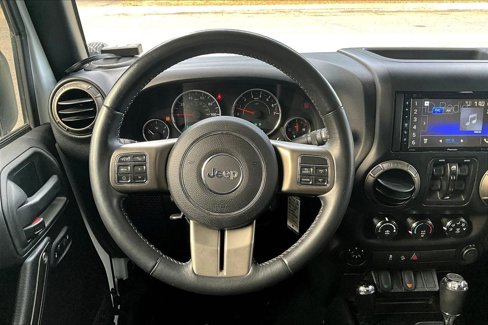 Used 2018 Jeep Wrangler Unlimited Sport image 5