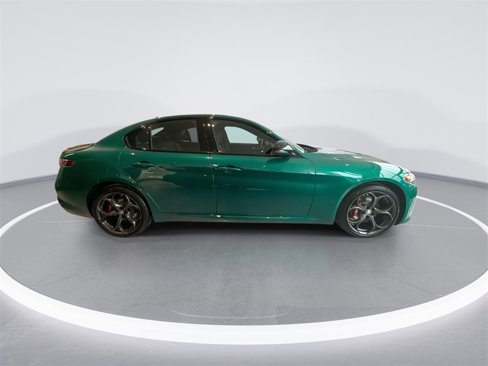 New 2025 Alfa Romeo Giulia AWD w/ Driving Assist Package image 7