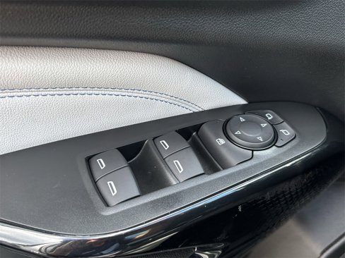 Used 2025 Chevrolet Trax LT w/ Driver Confidence Package image 15