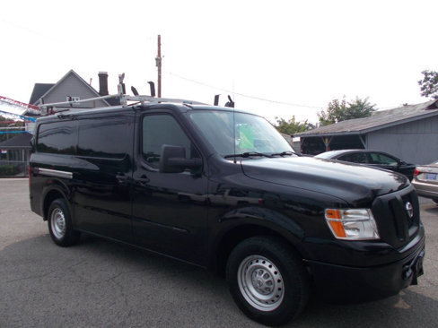 Used 2018 Nissan NV 2500 S image 18