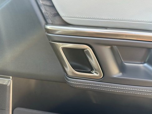 Used 2023 Rivian R1S Adventure image 43