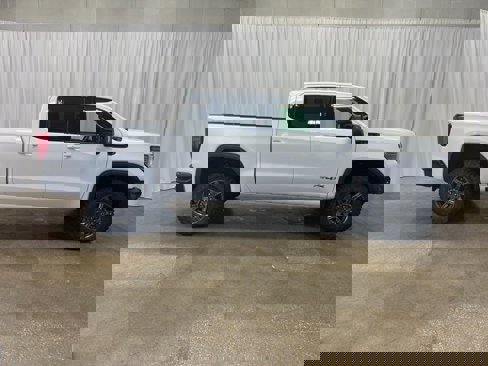 New 2026 GMC Sierra 1500 AT4X image 2